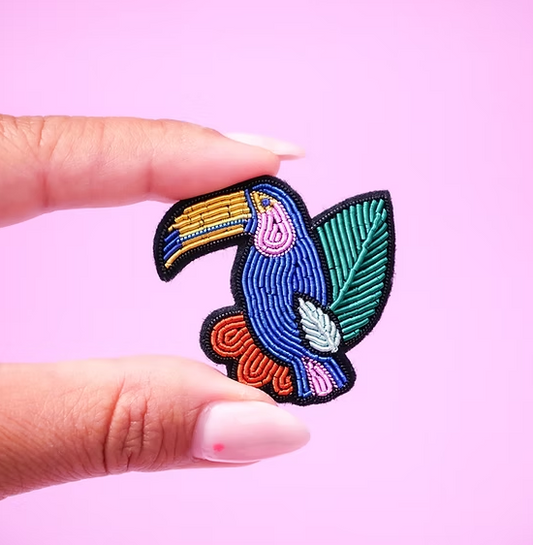 Broche brodée Les Malicieuses - Toucan