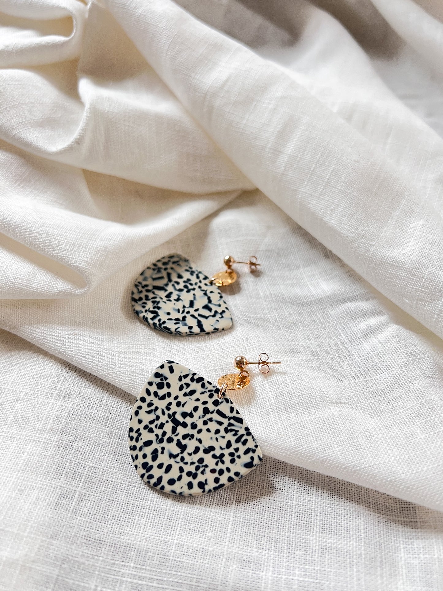 Boucles d'oreilles JENNA - Beige et noir