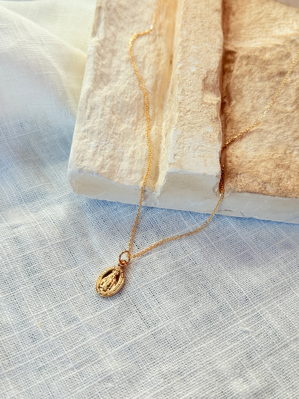 Collier Jeanne - MADONNE